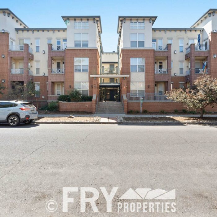 RENTAL: 1747 N. Pearl Street Unit 206 Denver